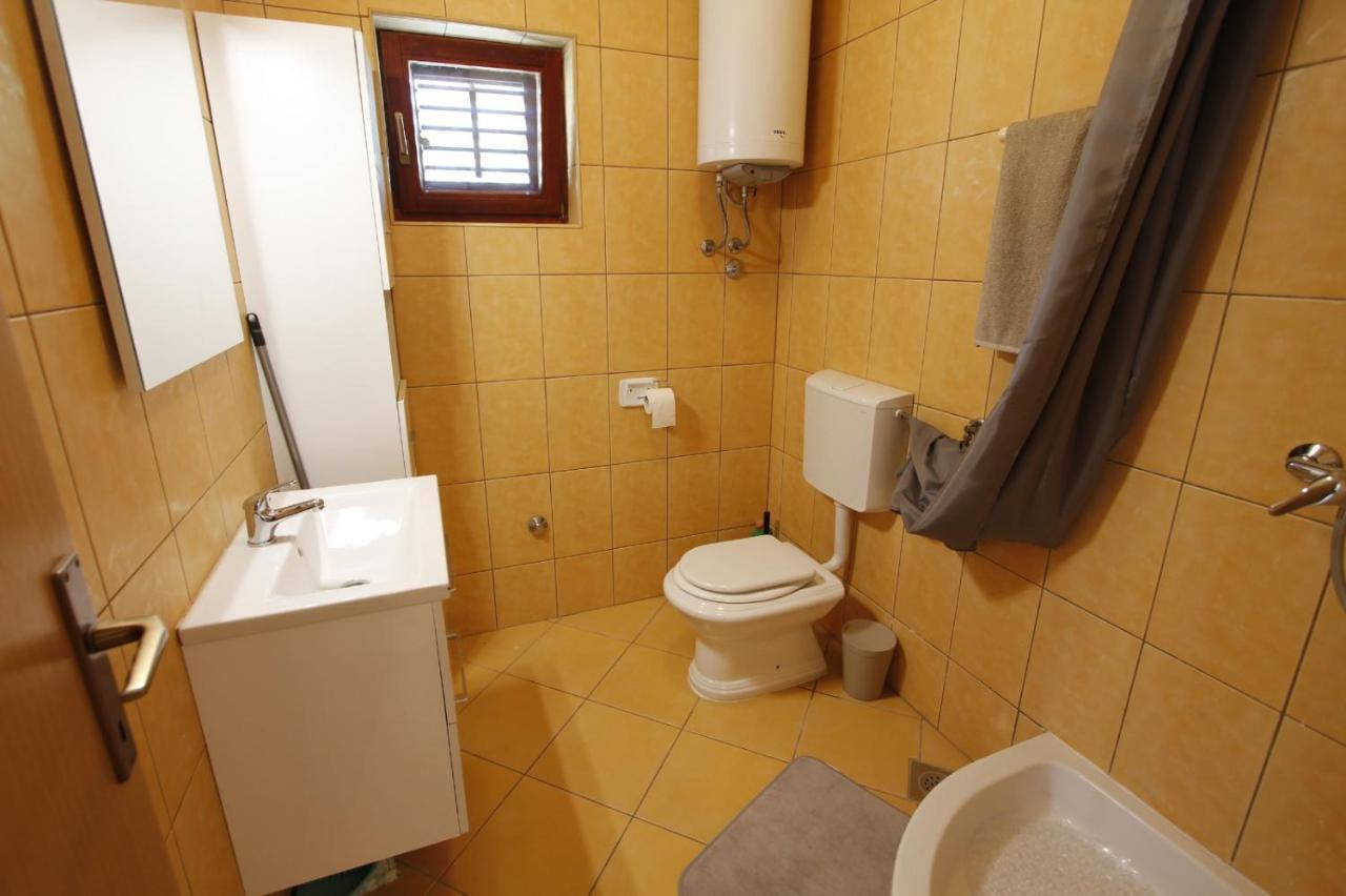 Apartmani Nika Bibinje Eksteriør billede